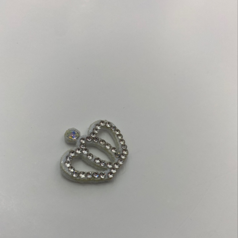 Hollow Little Crown New Creative Spray Paint Bear Diy Accessories Mobile Phone Shell Beauty Materials Alloy Bear Hair Jewelry Hollow Little Crown New Creative Spray Paint Bear Diy Accessories Mobile Phone Shell Beauty Materials Specification drawing