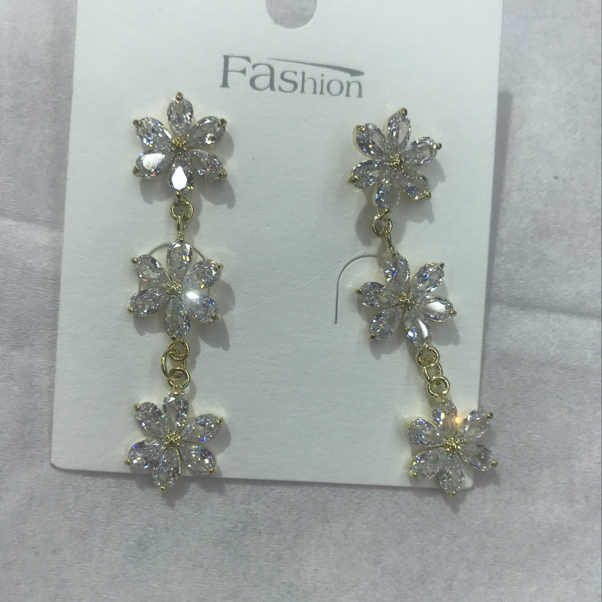 Zircon chain plum thumbnail