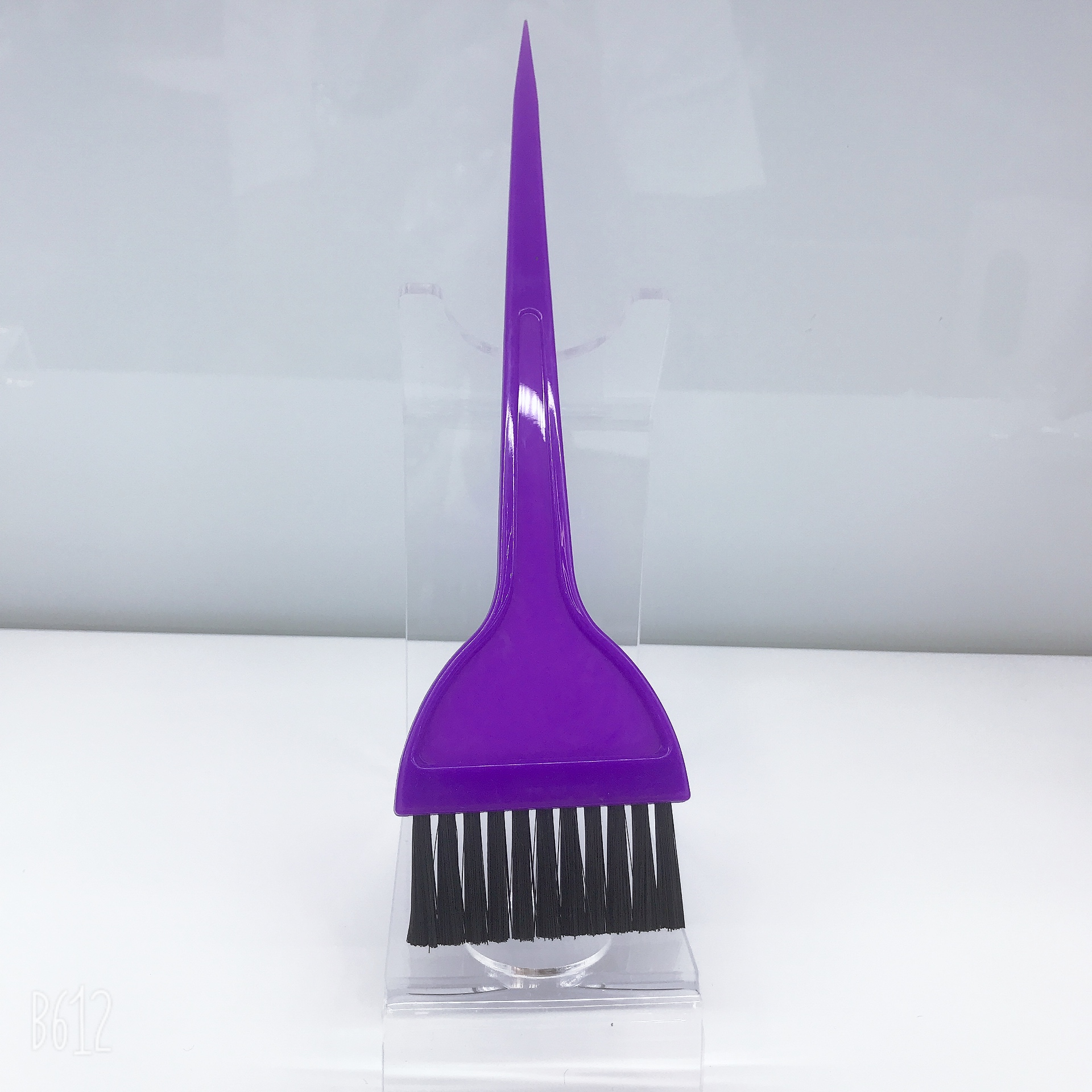 Hair dye brushes, hair combs, hair dye tools, hair care supplies, exclusively for hair salons detail image 1