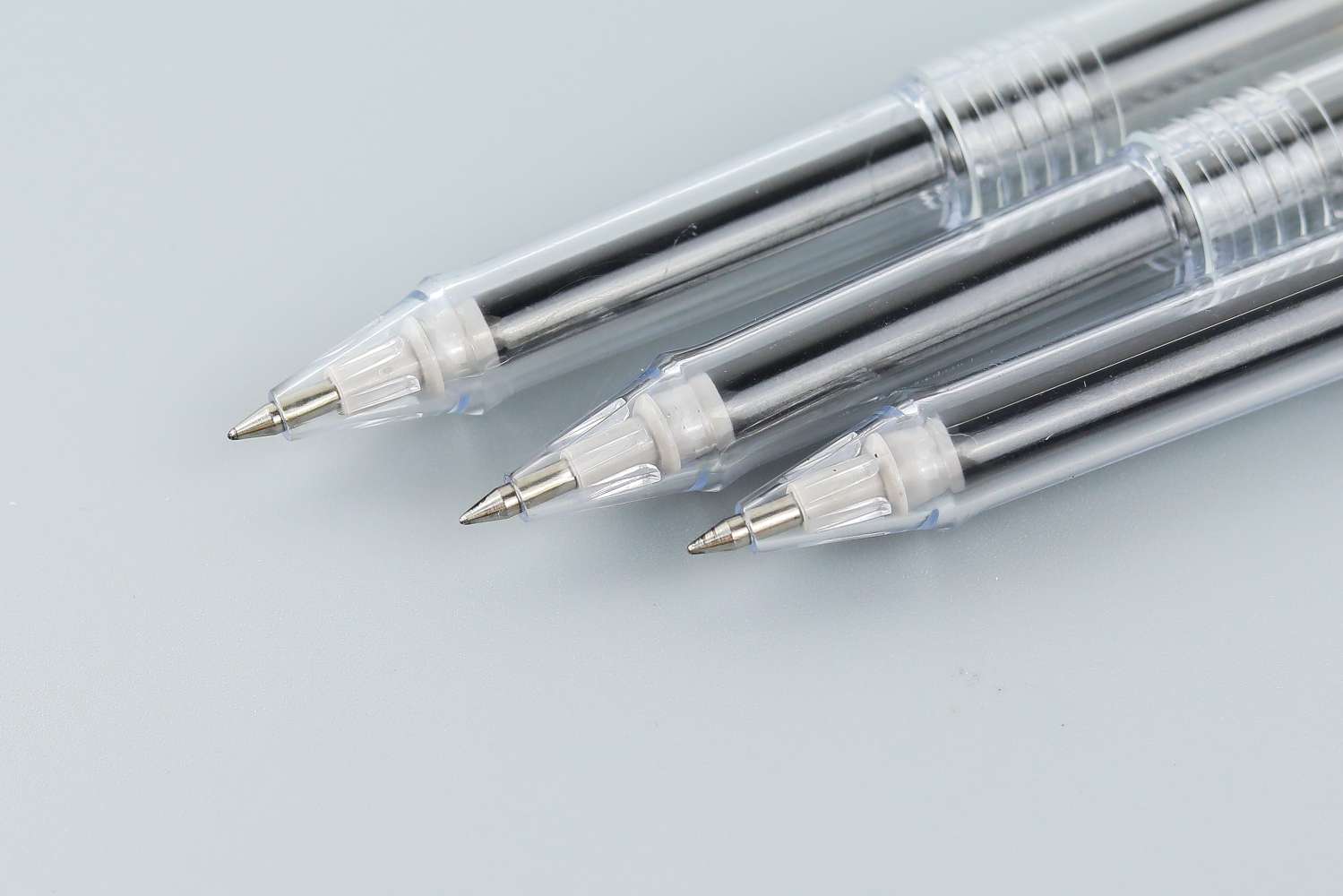 善知S809学生考试中性笔 大容量透明笔杆中性笔细节图