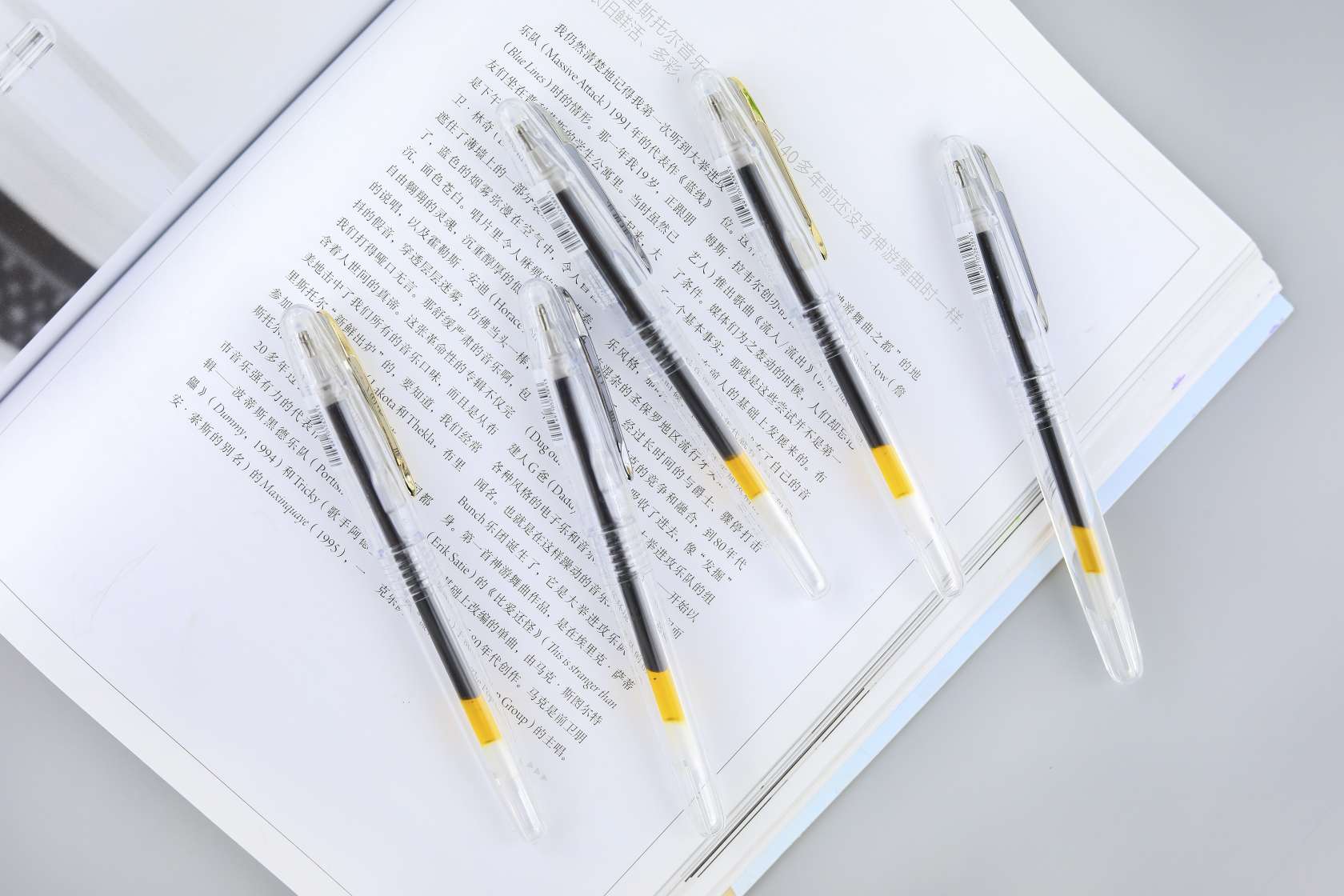 S809 Student Exam Neutral Pen Large Capacity Transparent Pen Pen undefined