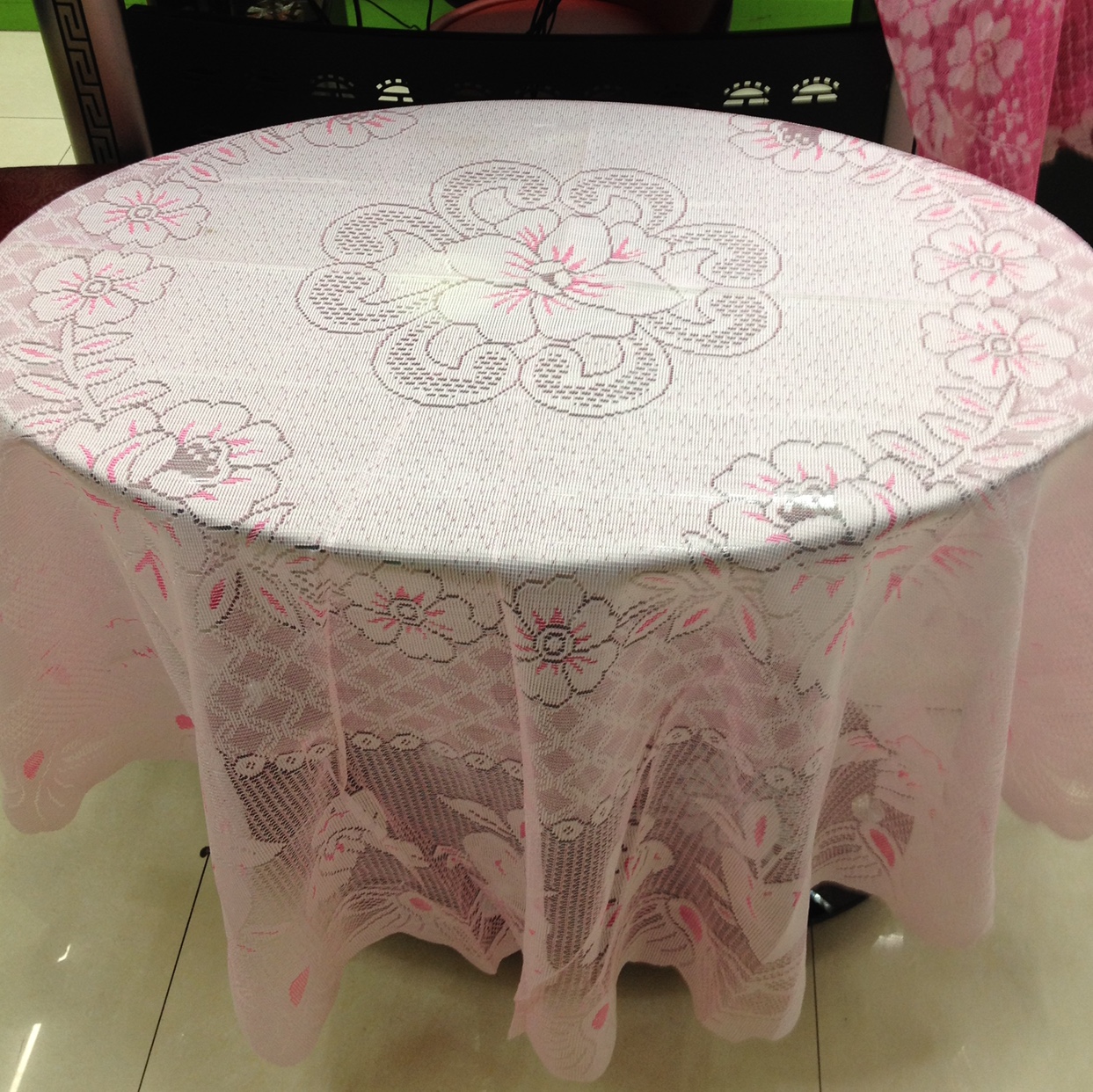 Apple blossom tablecloth thumbnail