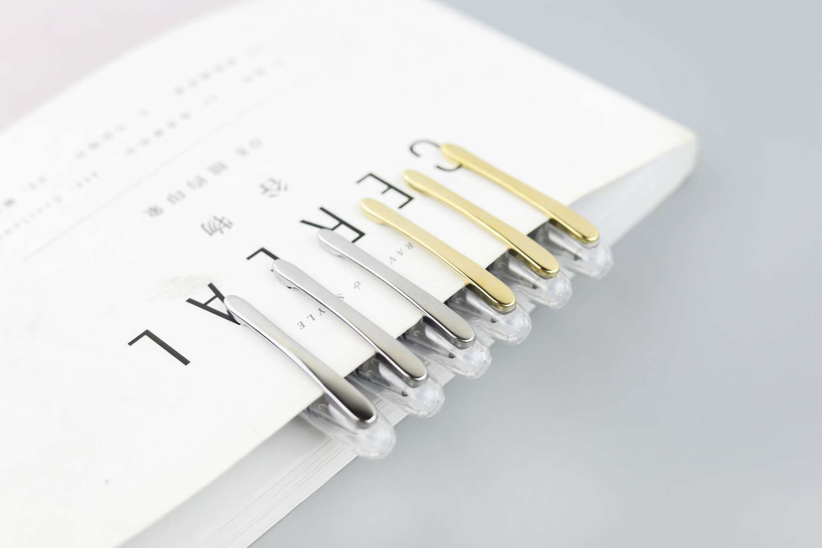 S809 Student Exam Neutral Pen Large Capacity Transparent Pen Pen details Picture