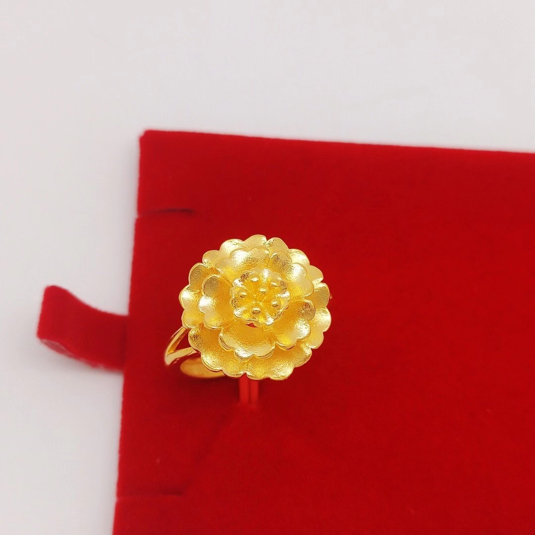 Three layers of sand ring