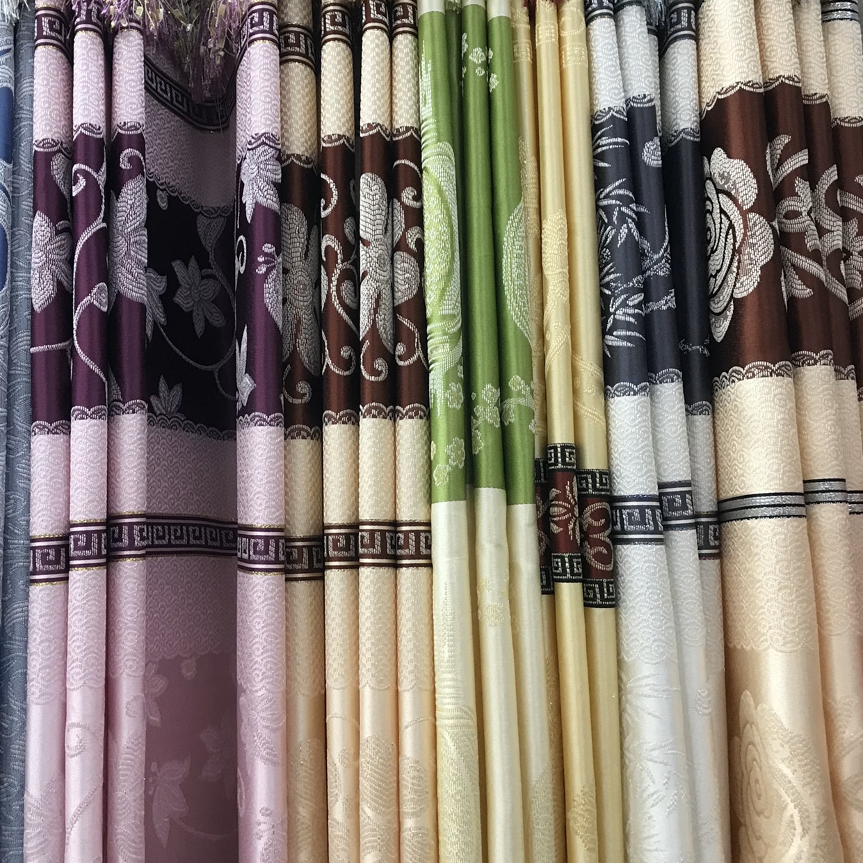 Jacquard lace curtain thumbnail
