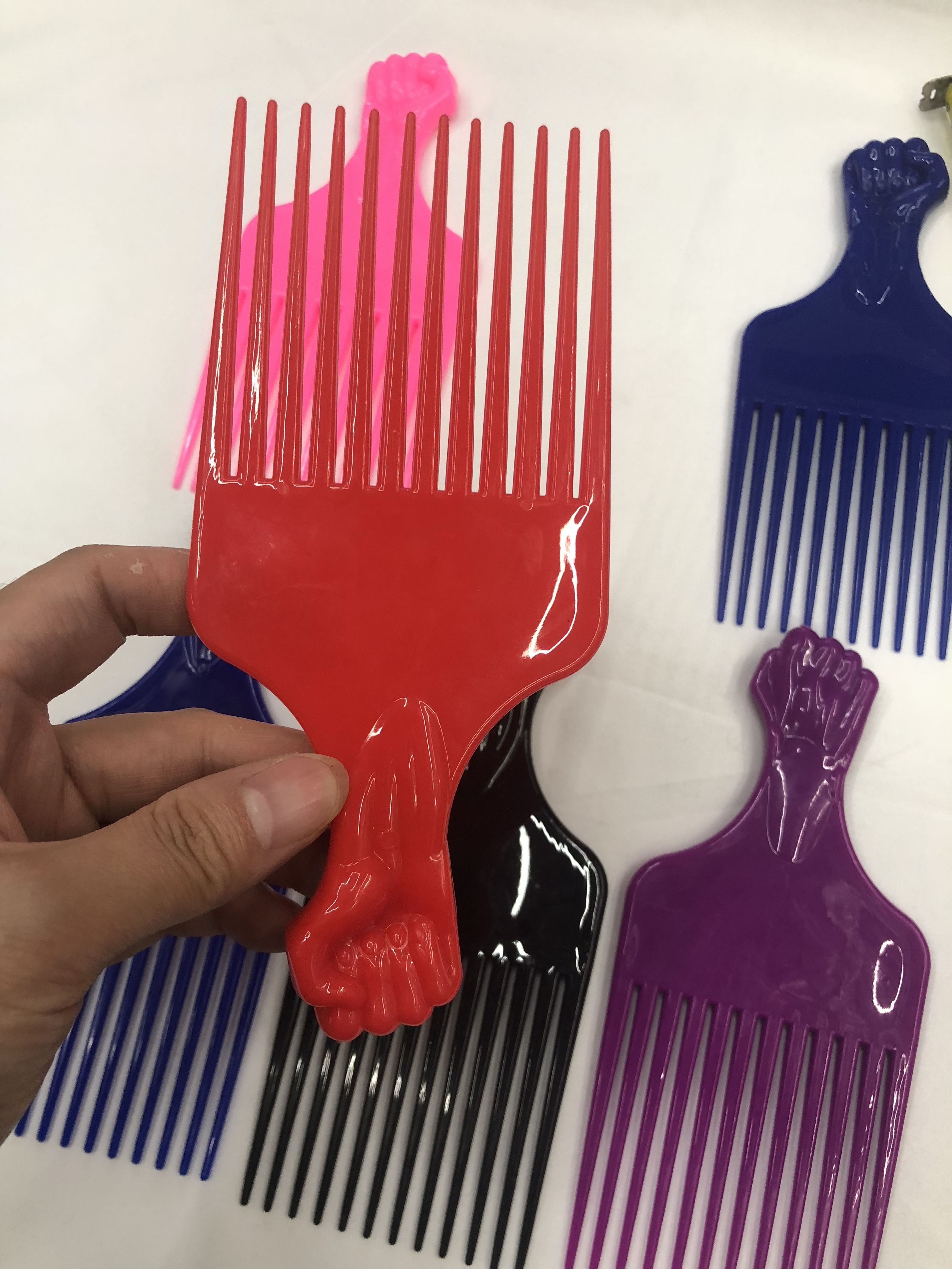 厂家直销大号叉梳拳头梳子中东非洲热卖梳子黑人梳子大叉梳产品图