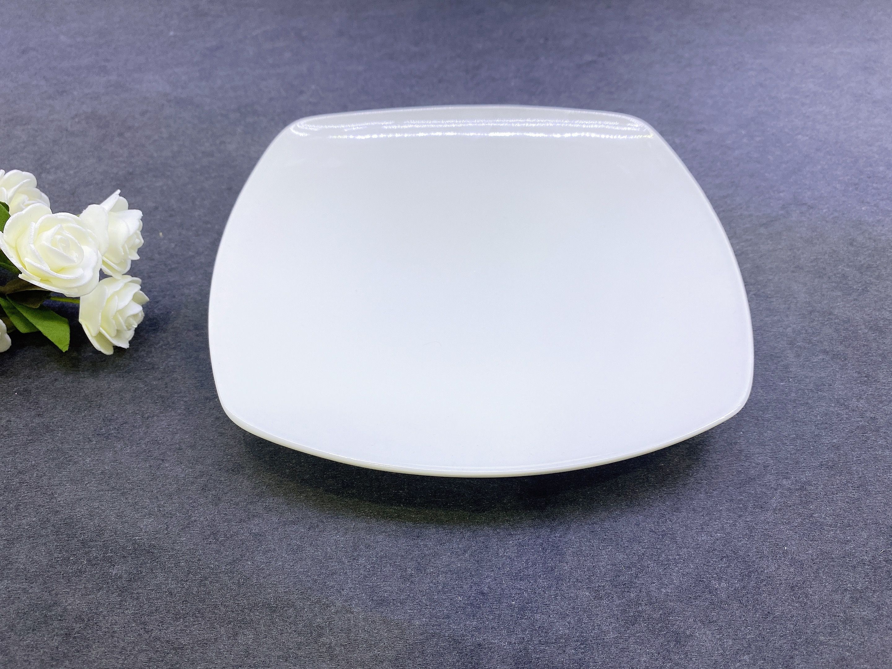 白色8.5寸陶瓷方盘  餐盘 牛排盘