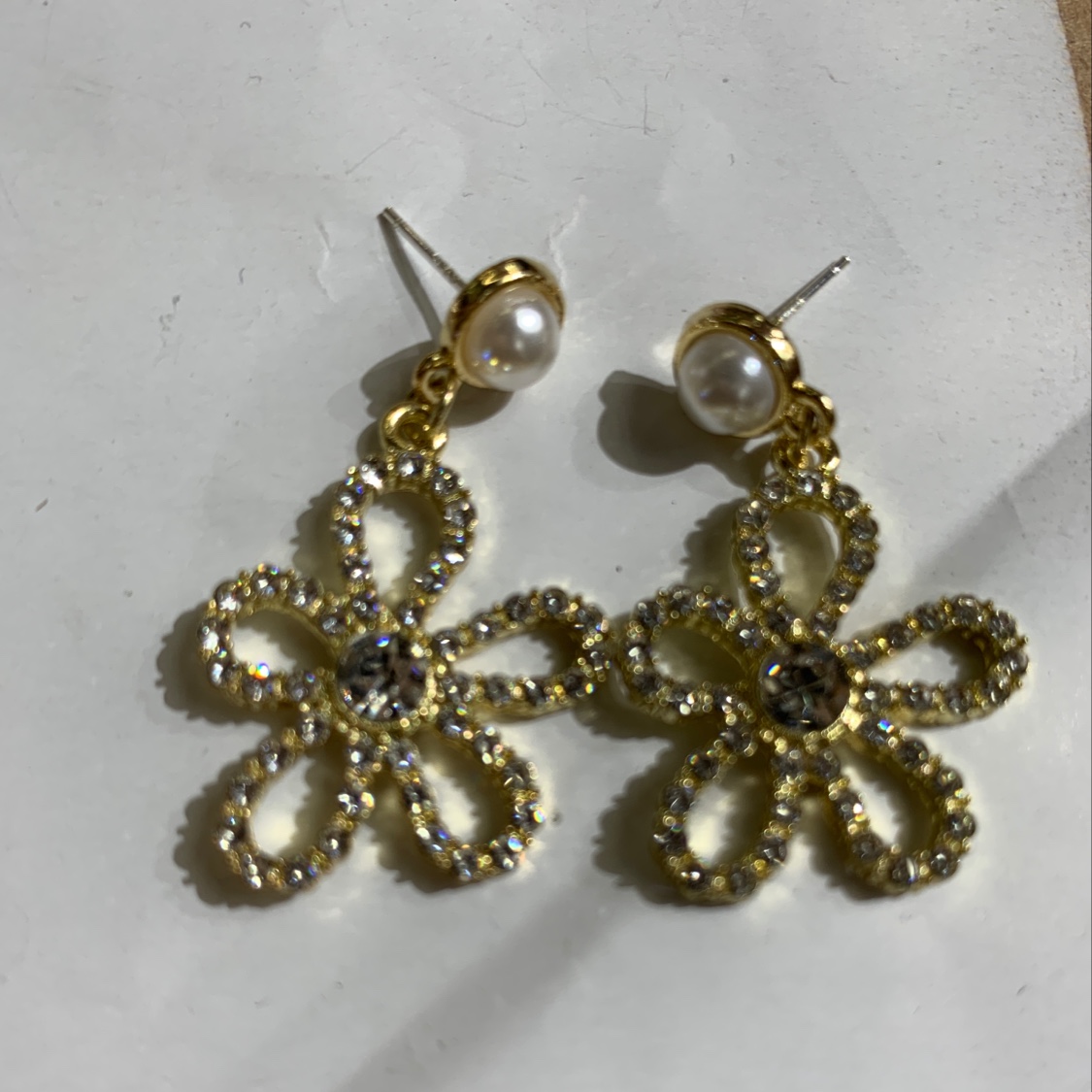 Earrings 35 details Picture
