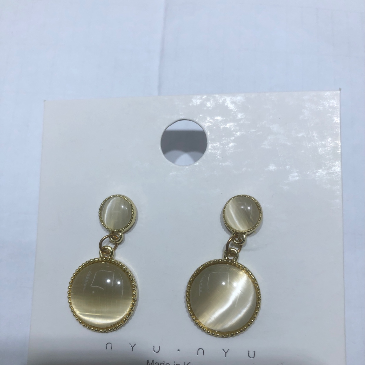 白色透明珍珠耳坠产品图