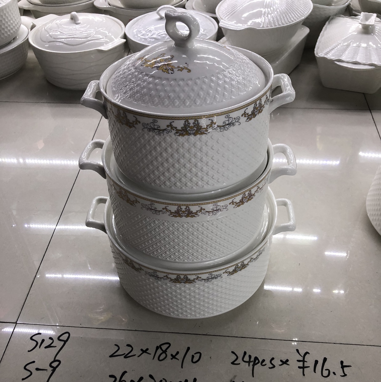 陶瓷汤锅三个尺寸分开包装一件16个16个24个价钱30元24元20元10件起批