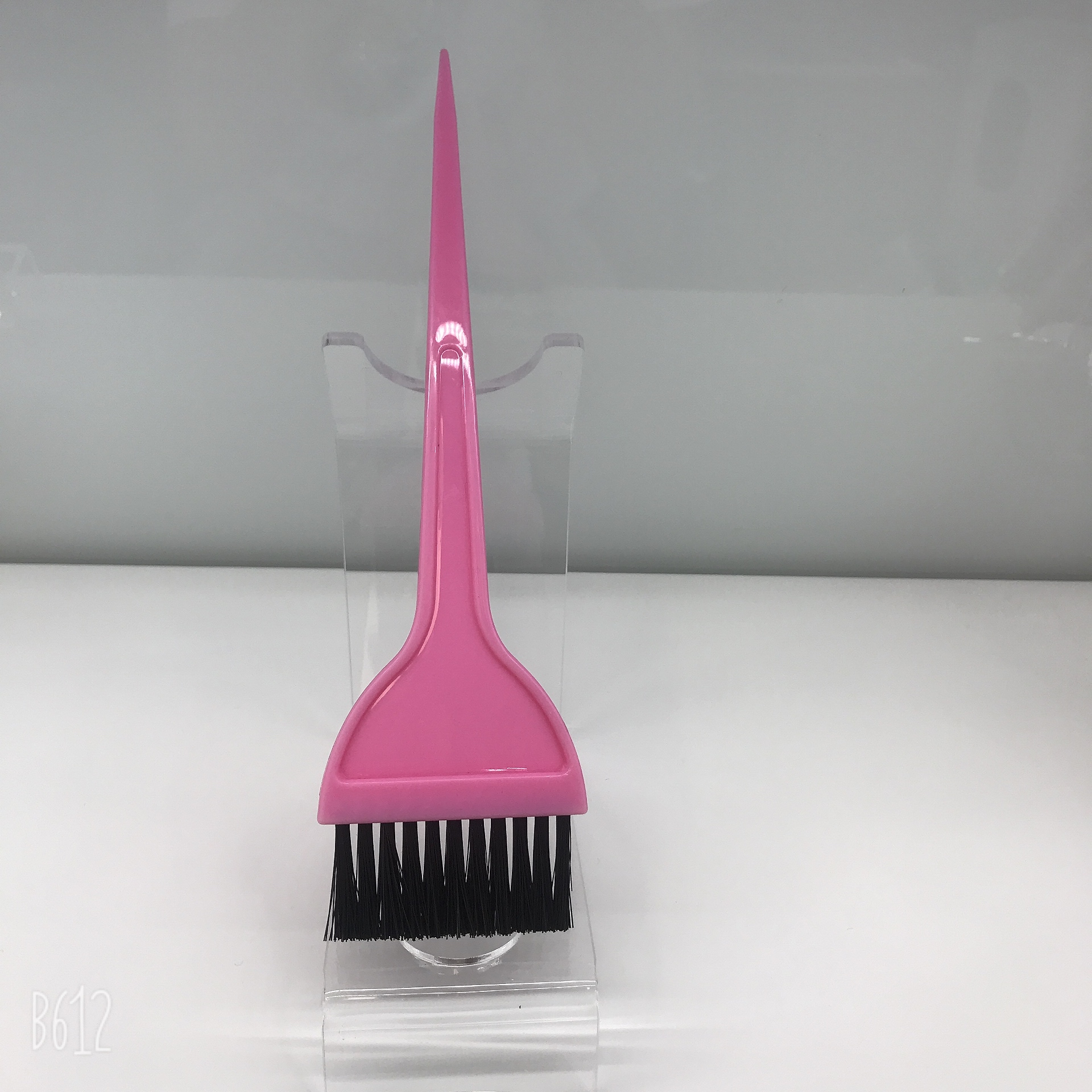 Hair dye brushes, hair combs, hair dye tools, hair care supplies, exclusively for hair salons detail image 3