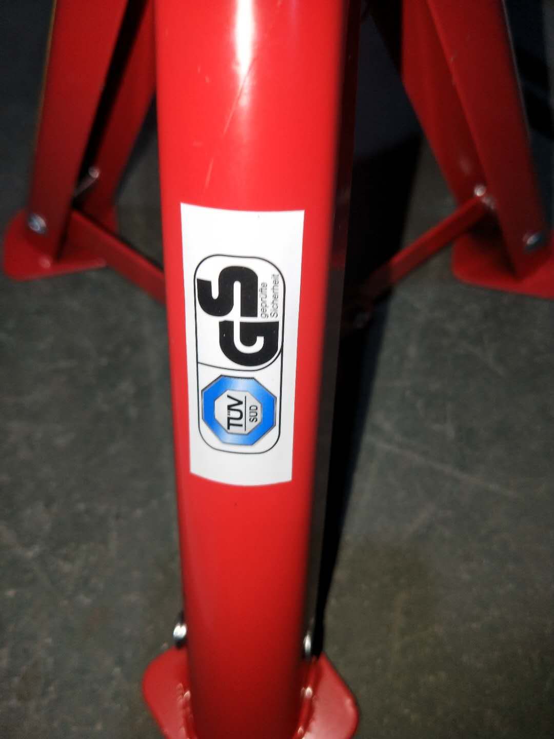 正浩五金折叠支架安全支架汽车维修支撑换胎工具产品图