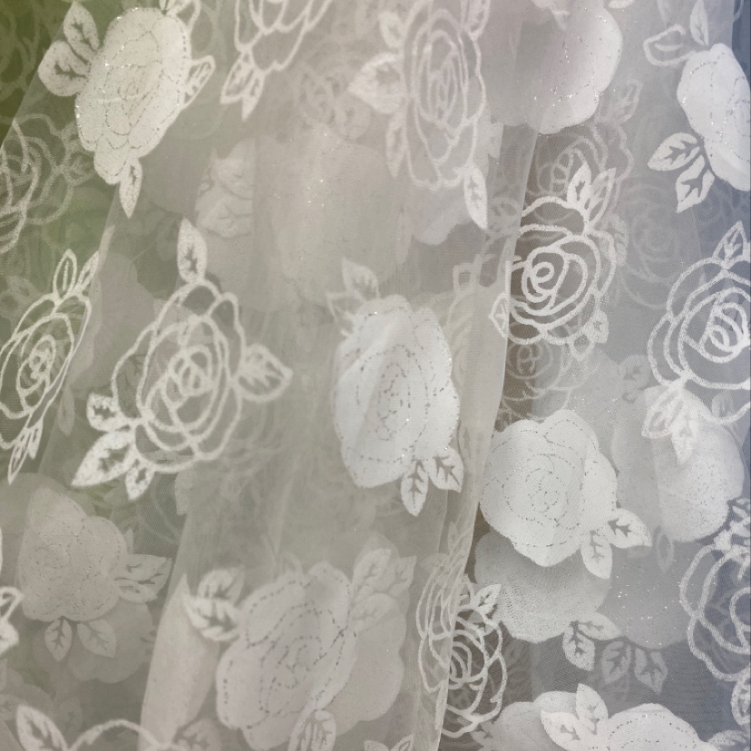 Flores blancas estilo de impresión de tela venta directa de fábrica nueva temporada puede ser al por mayor puede ser al por menor