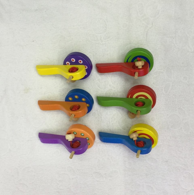 儿童抽拉陀螺 拉线陀螺 手柄拉线陀螺 木制休闲传统玩具