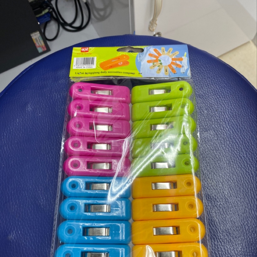[Factory direct sales] Plastic clip clothes hanger clothes peg household windproof drying clip clothes jacket clip 2013 thumbnail