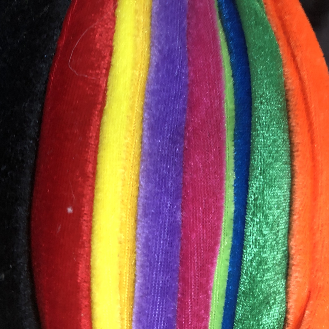 Plain velvet fabric factory direct sales. New products of the current season are available for wholesale or retail