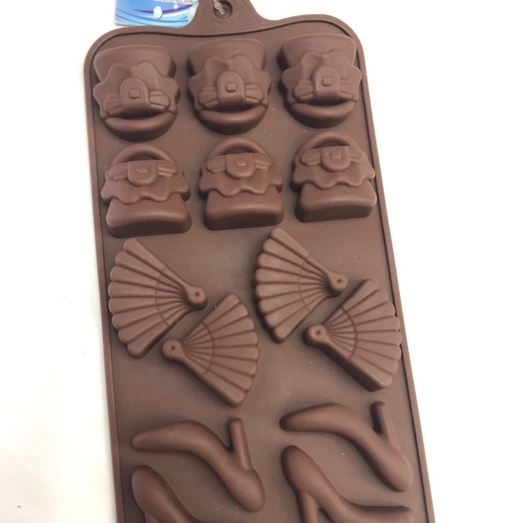 Silicone chocolate cake molds (fans, high heels)