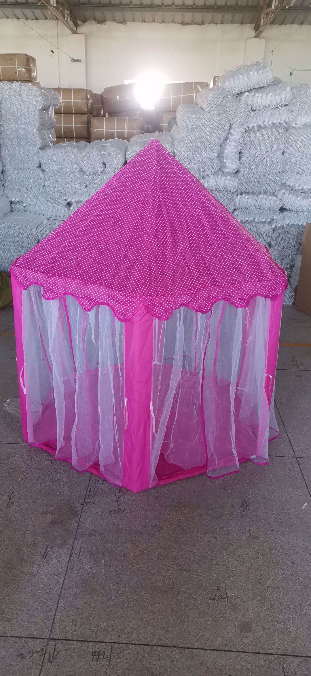 New colors for hexagonal tent and gauze curtains