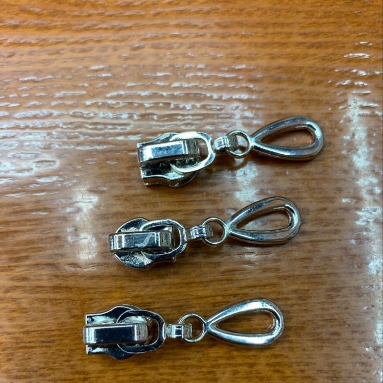 5#尼龙自锁挂钩耳环片挂镀白镍拉头