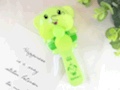 The mini hand-pressed fan, a popular choice for children's gifts, is selling well at street stalls undefined