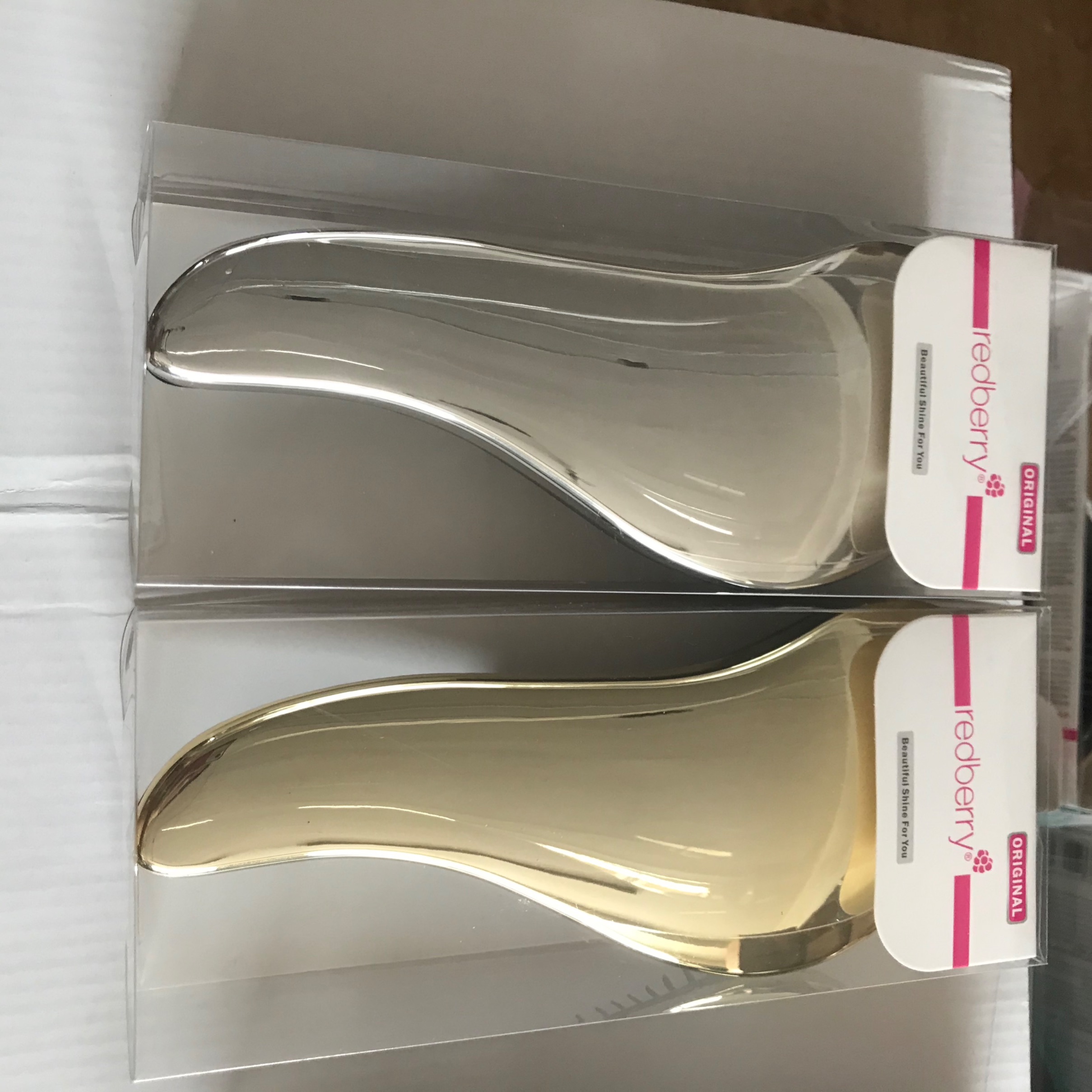 A large chicken leg comb for smooth hair pic 4