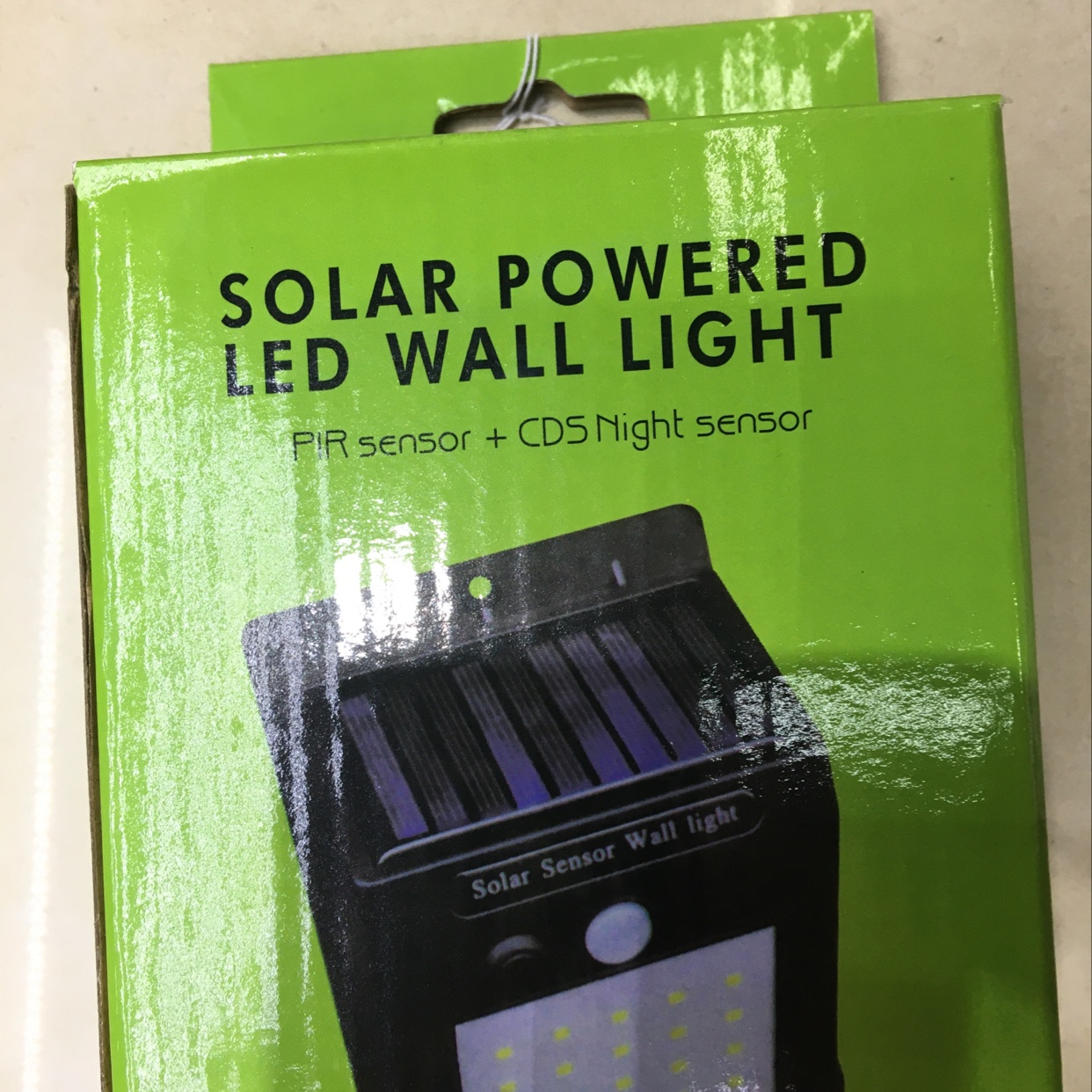 太阳能感应墙壁灯