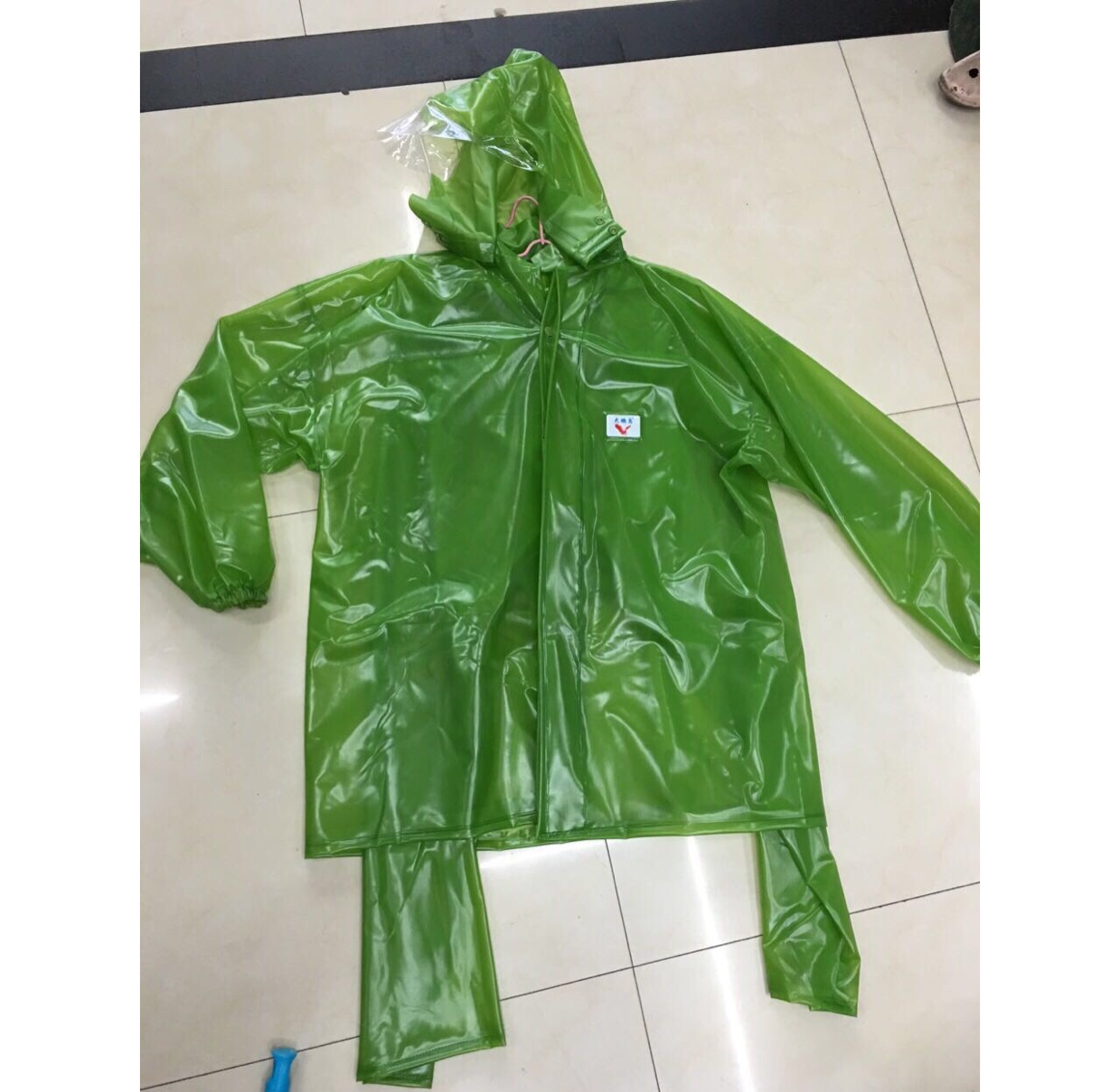 Fashionable adult two-piece sea rubber raincoat, top, pants, raincoat set for outdoor use