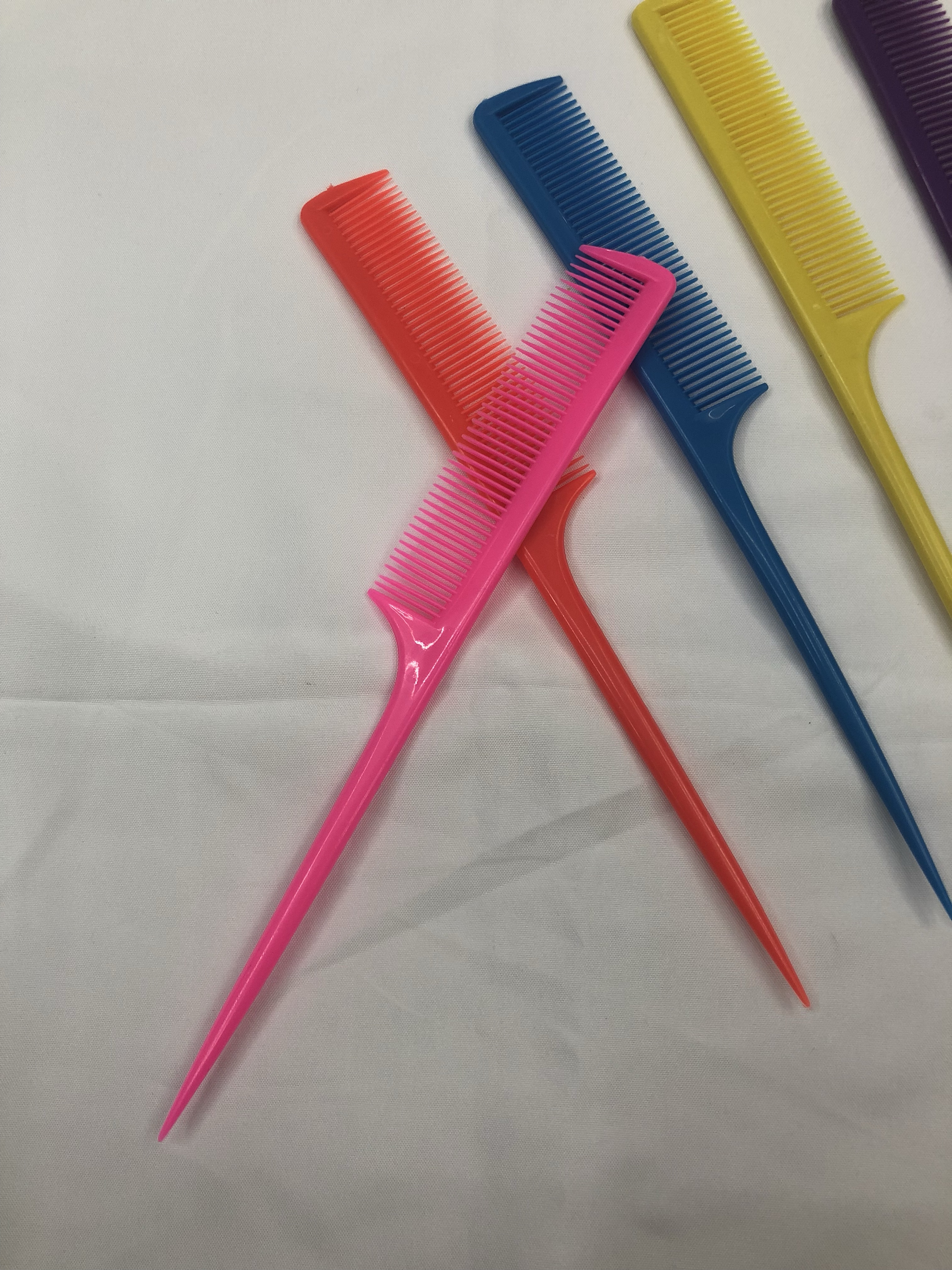 厂家直销701尖尾梳子彩色 5色混727塑料梳子 分区梳子挑发设梳子产品图