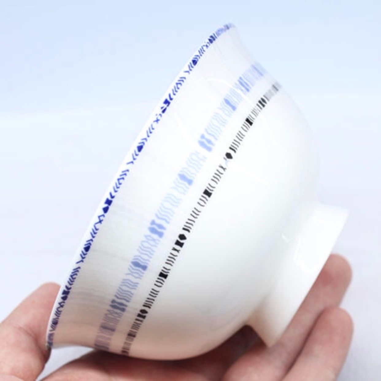 Youzun ceramic bowls, plates and tableware pieces can be freely combined to create a fragrant and elegant atmosphere Specification image