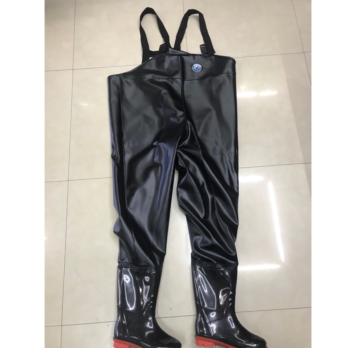 Thick knit water pants  chest wader comfortable and durable thumbnail