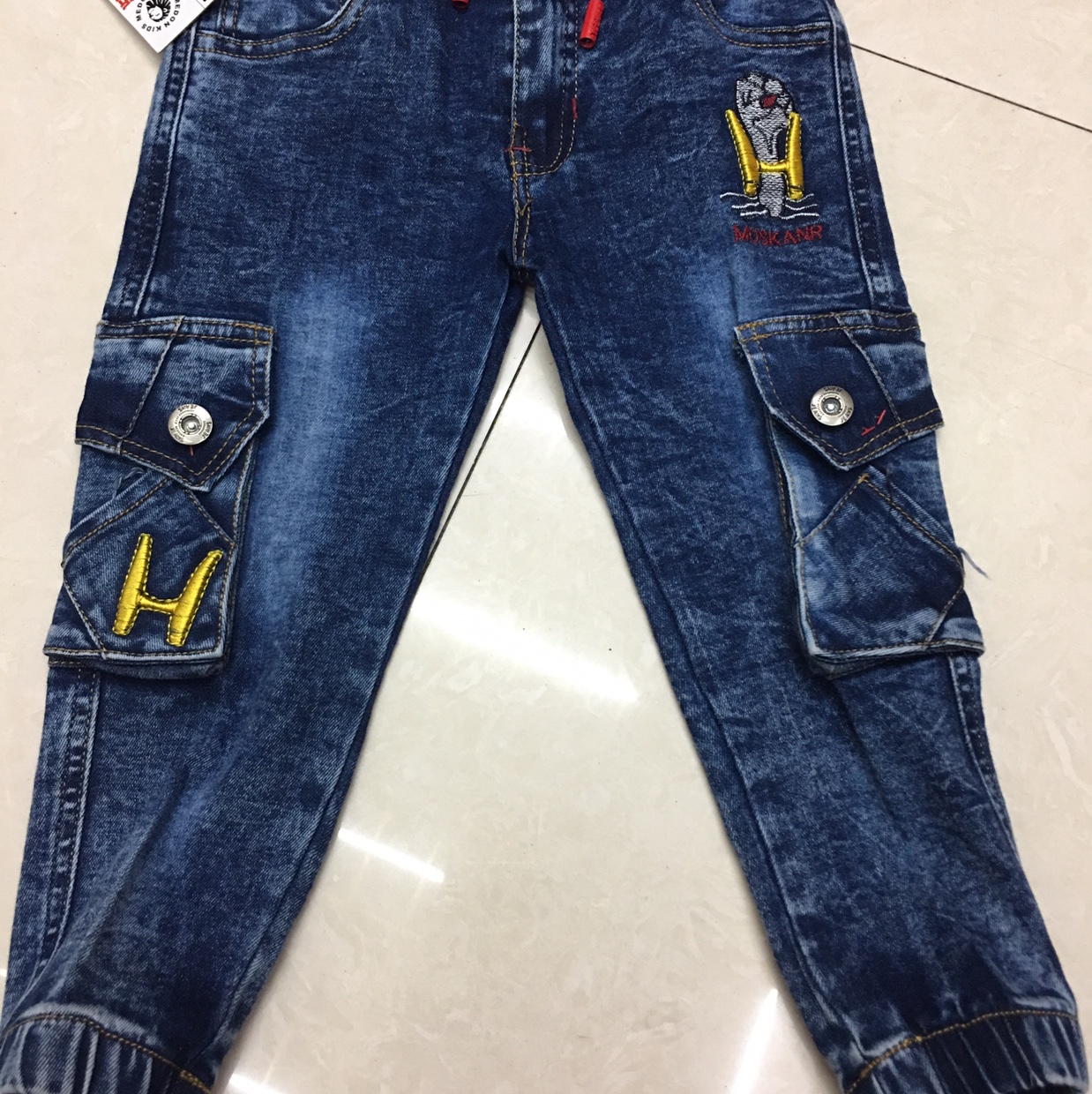 Jeans for boys, ages 3 to 6 thumbnail