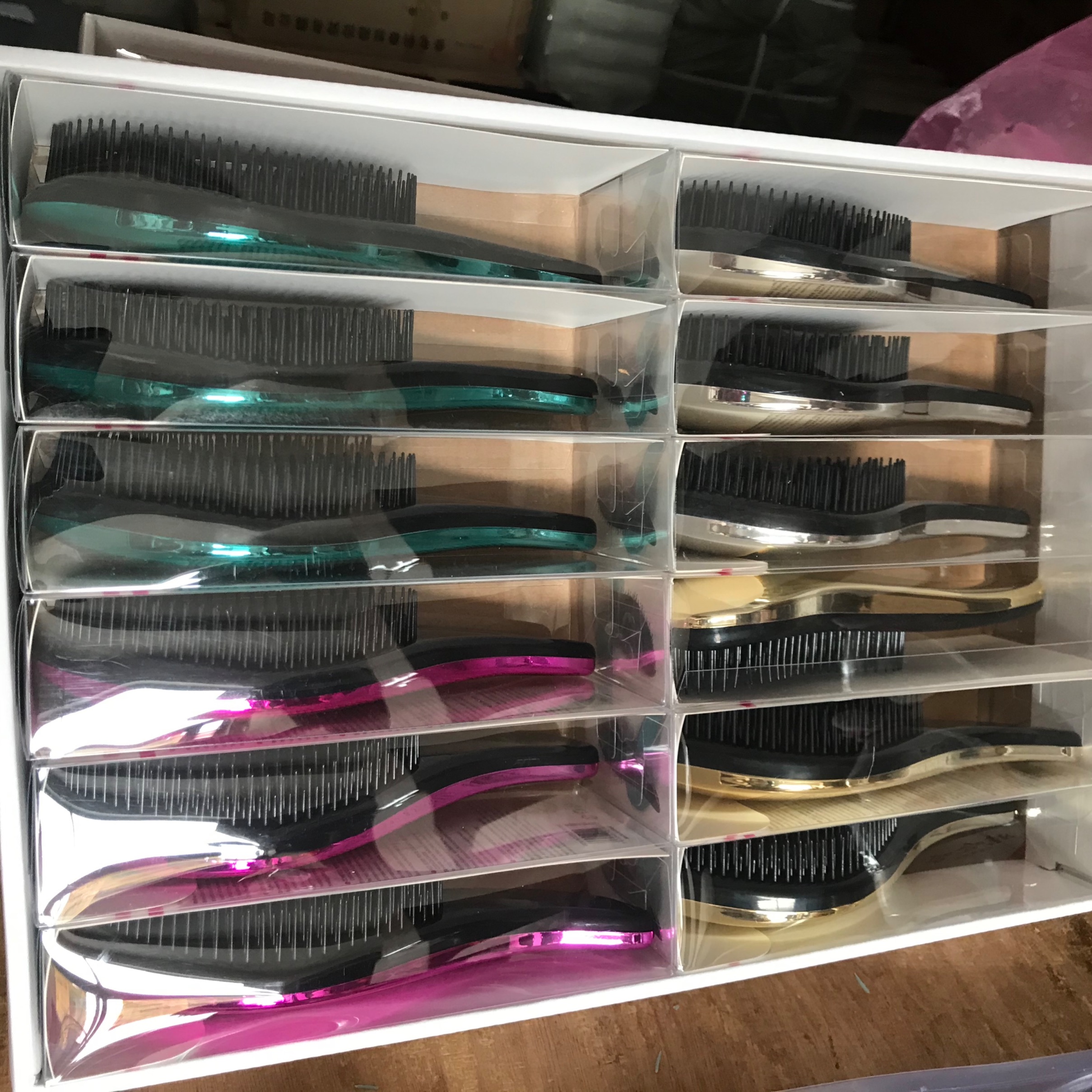 A large chicken leg comb for smooth hair pic 9