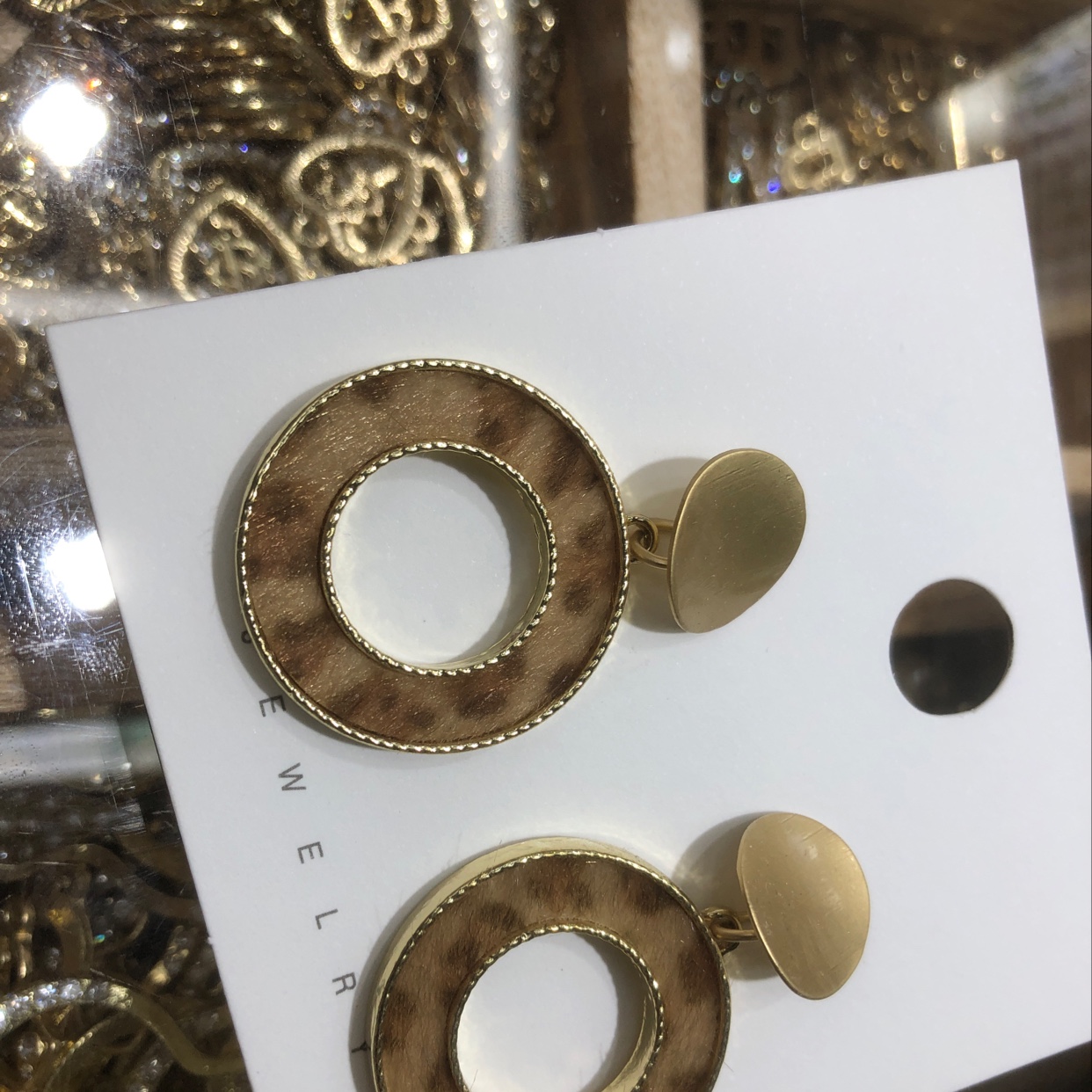 豹纹圆形耳坠产品图