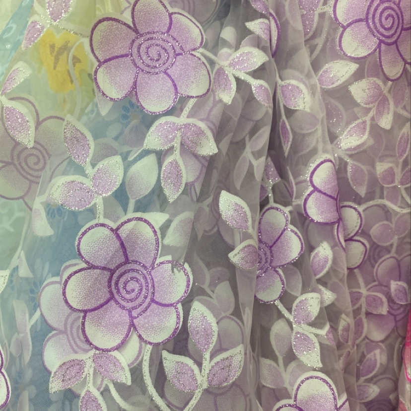 Tela de estilo floral púrpura venta directa de fábrica nueva temporada disponible al por mayor disponible al por menor