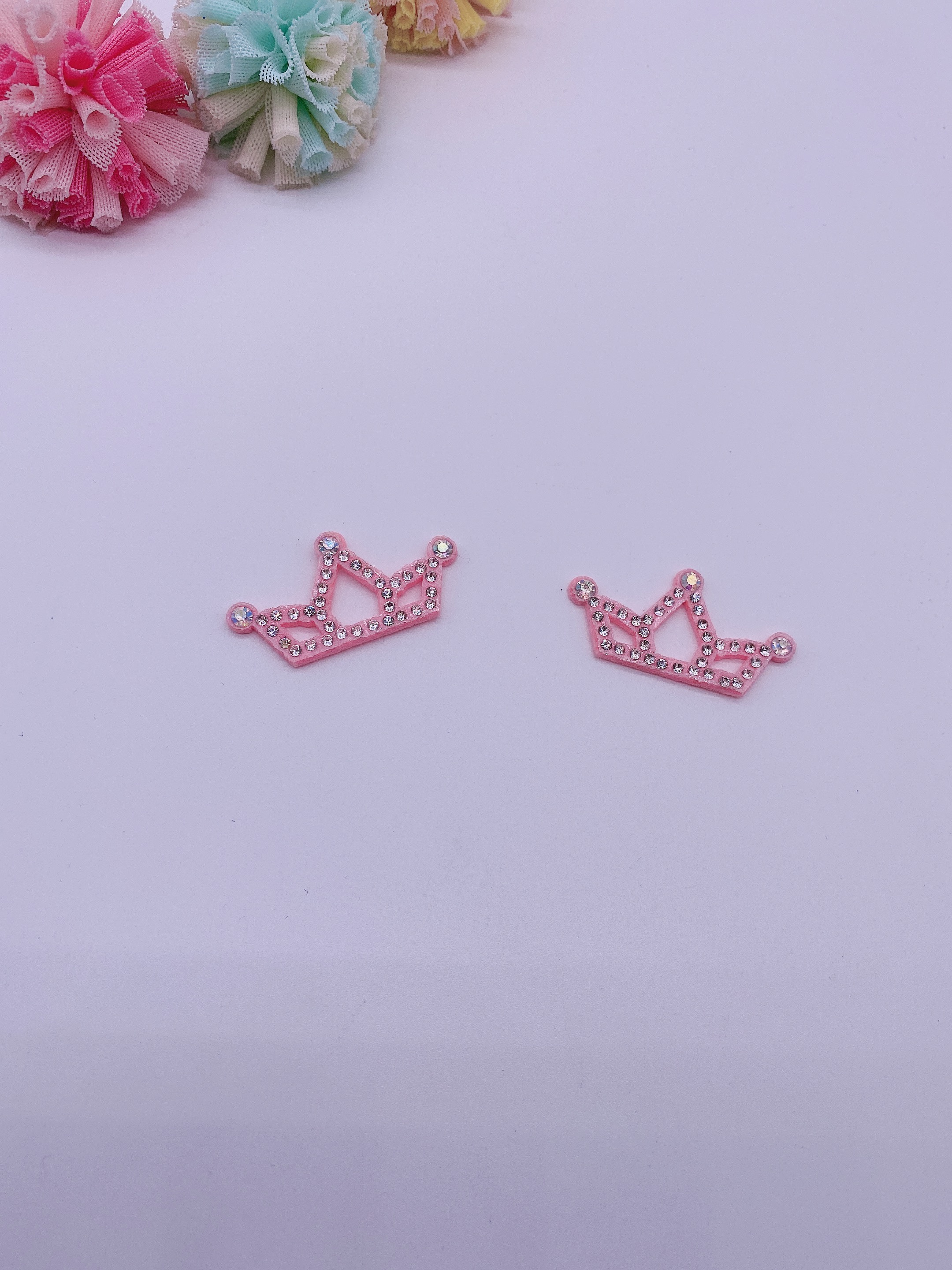 Hollowed-out crown ultrasonic accessory jewelry headwear color Ding small cloth flower handmade decorative flower Hollowed-out crown ultrasonic accessory jewelry headwear color Ding small cloth flower handmade decorative flower Specification image