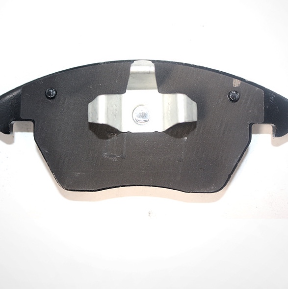 The front wheel brake pads of Magotan are drum brake pads made of metal material
