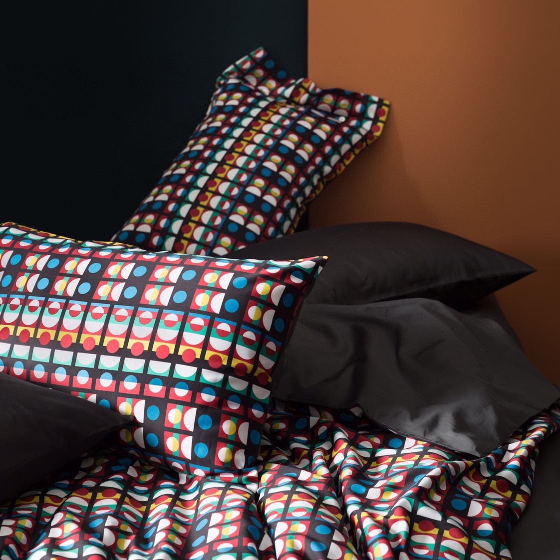 Four-Piece Long Staple Cotton Set full figure