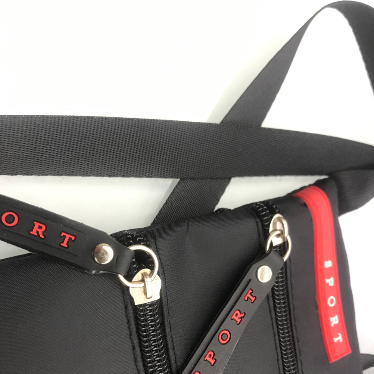 sport 钱包细节图