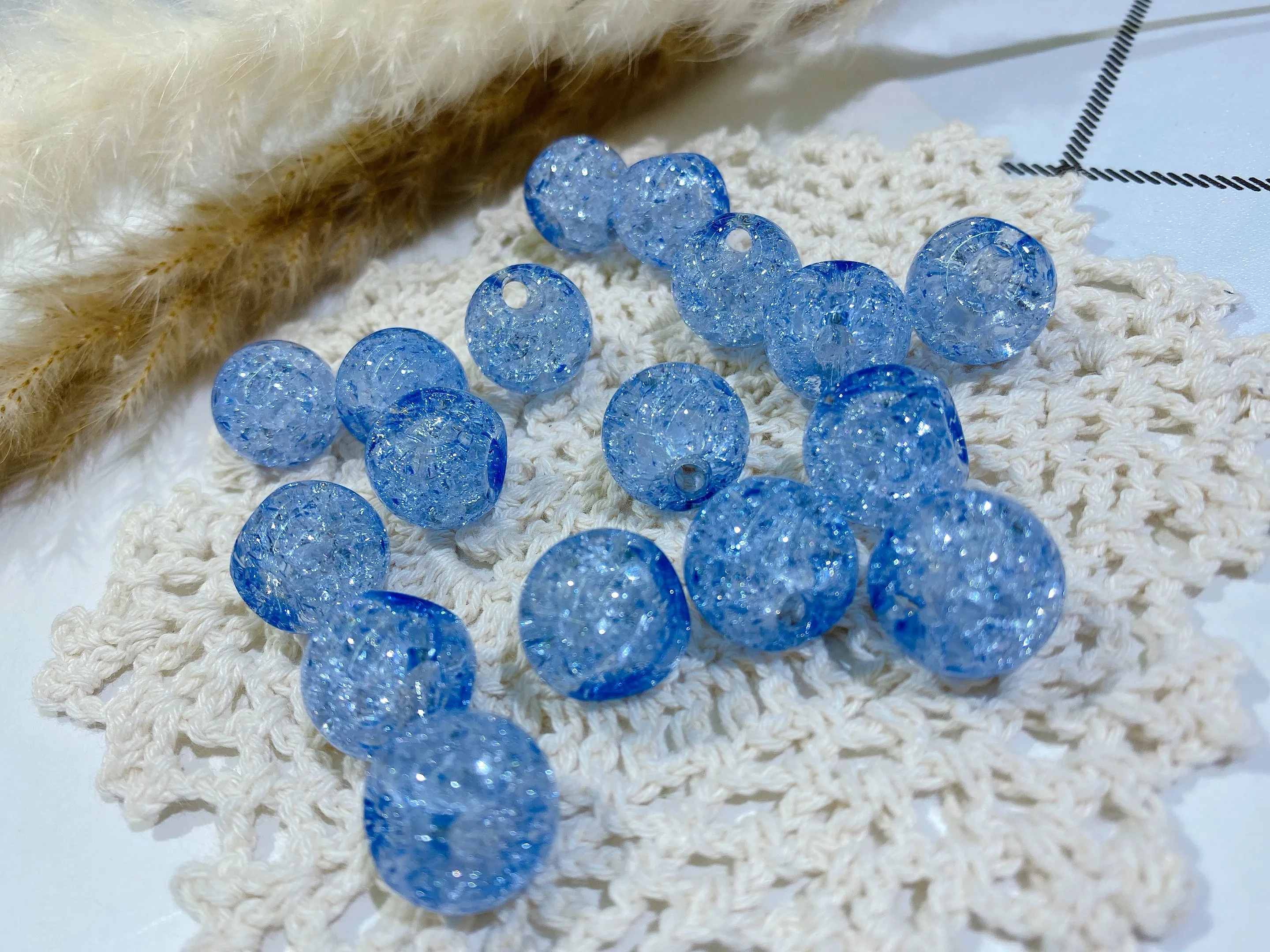 Acrylic perforated round ball floral headband accessory detail image 6