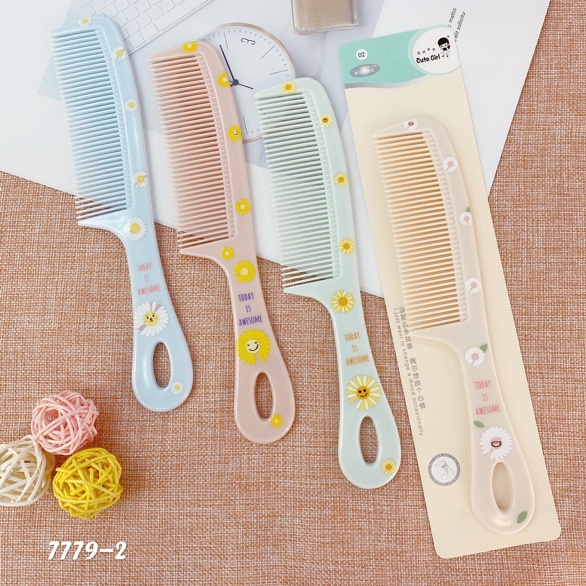 Best-selling promotional pattern: Daisy flower pattern printed pattern comb undefined