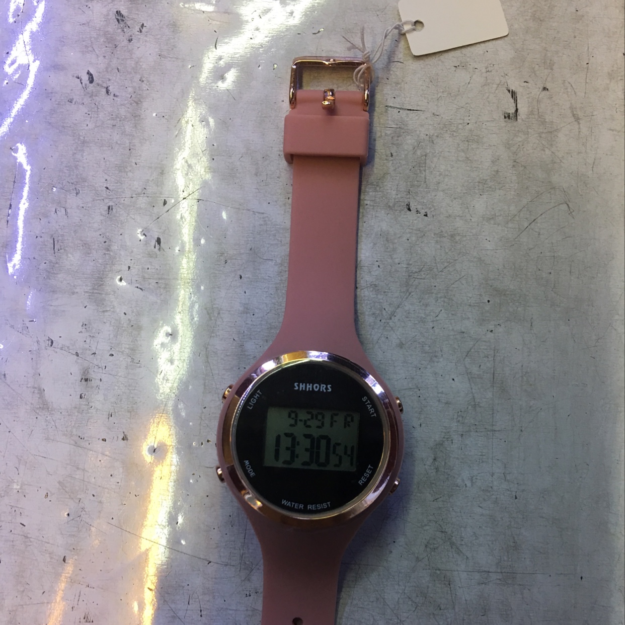 电子表粉色女款产品图