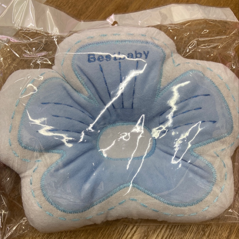 Baby pillow-shaped pillow sunflower style towel material details Picture