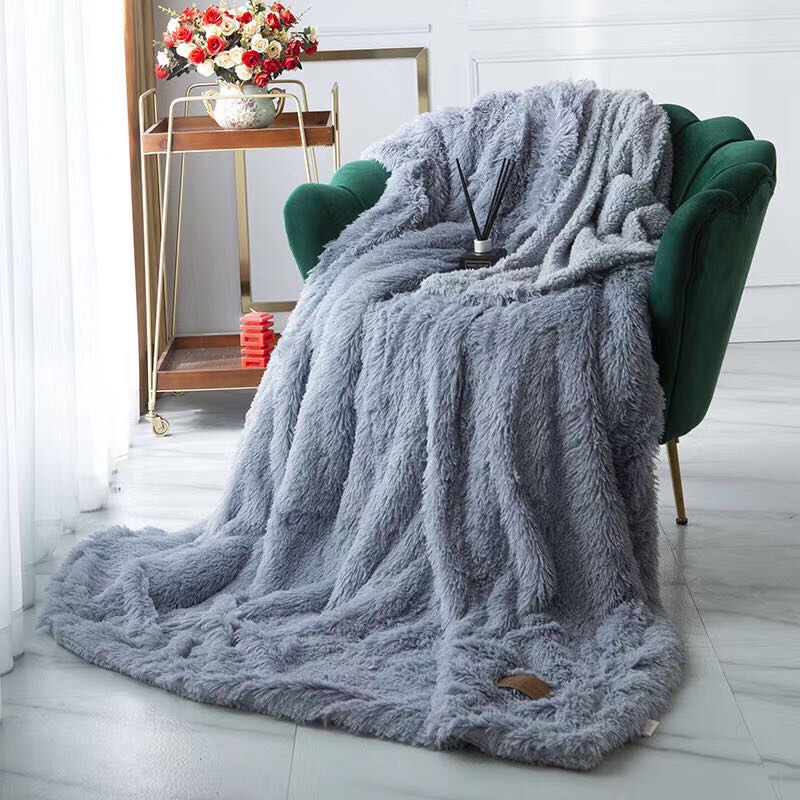 Long Wool Lamb Blanket Application Scenario