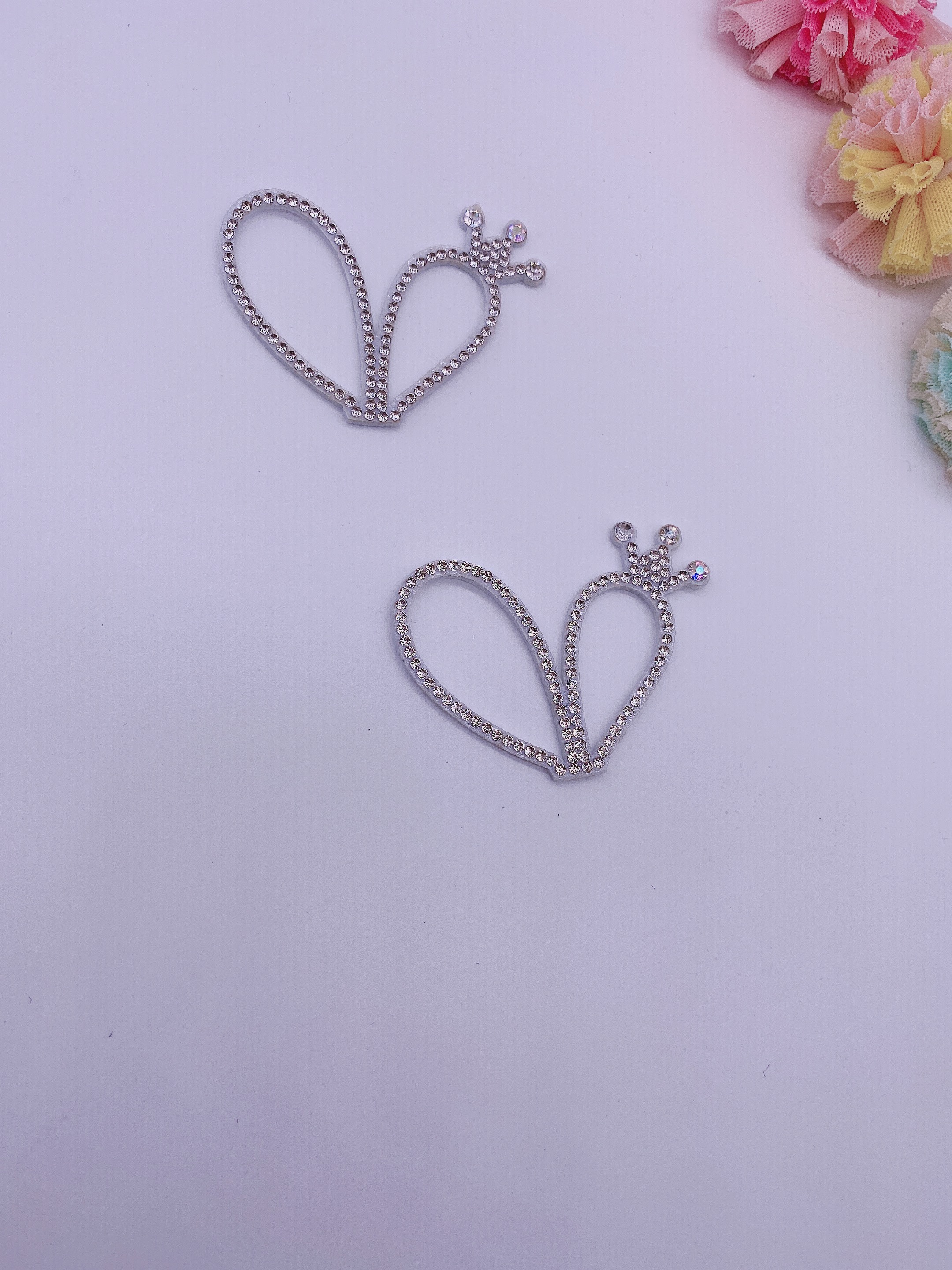 Hollow Big Love Hollow Small Crown New Creative Spray Paint Bear Diy Accessories Mobile Phone Shell Beauty Material Alloy Bear Hair Jewelry Hollow Small Crown New Creative Spray Paint Bear Diy Accessories Mobile Phone details Picture