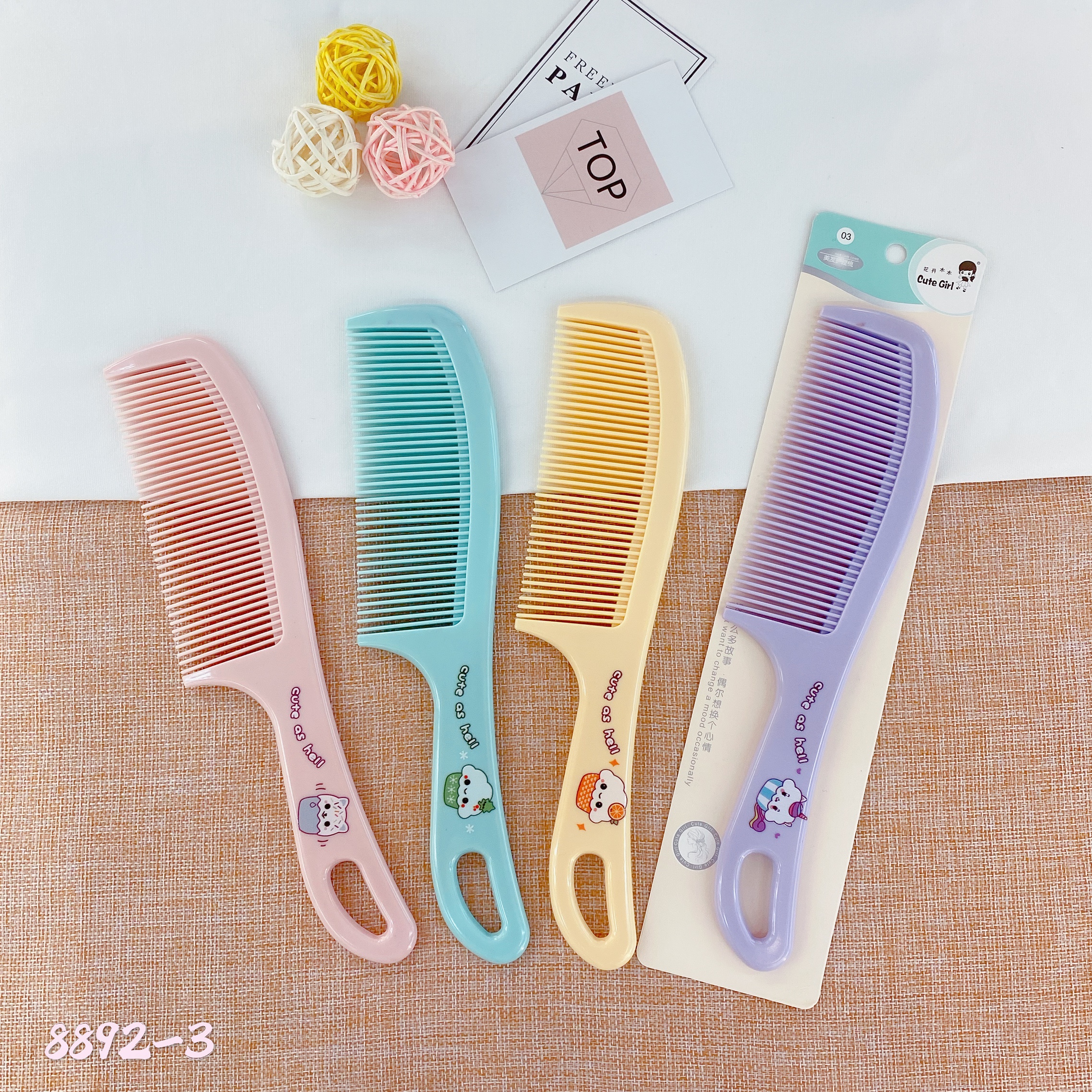 Cartoon hair comb undefined