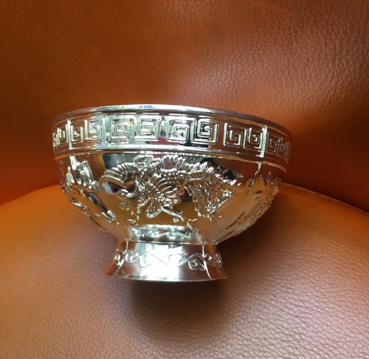 Dragon and Phoenix bowls, silver bowls, wedding gifts, shooting props, tourist souvenirs, etc thumbnail