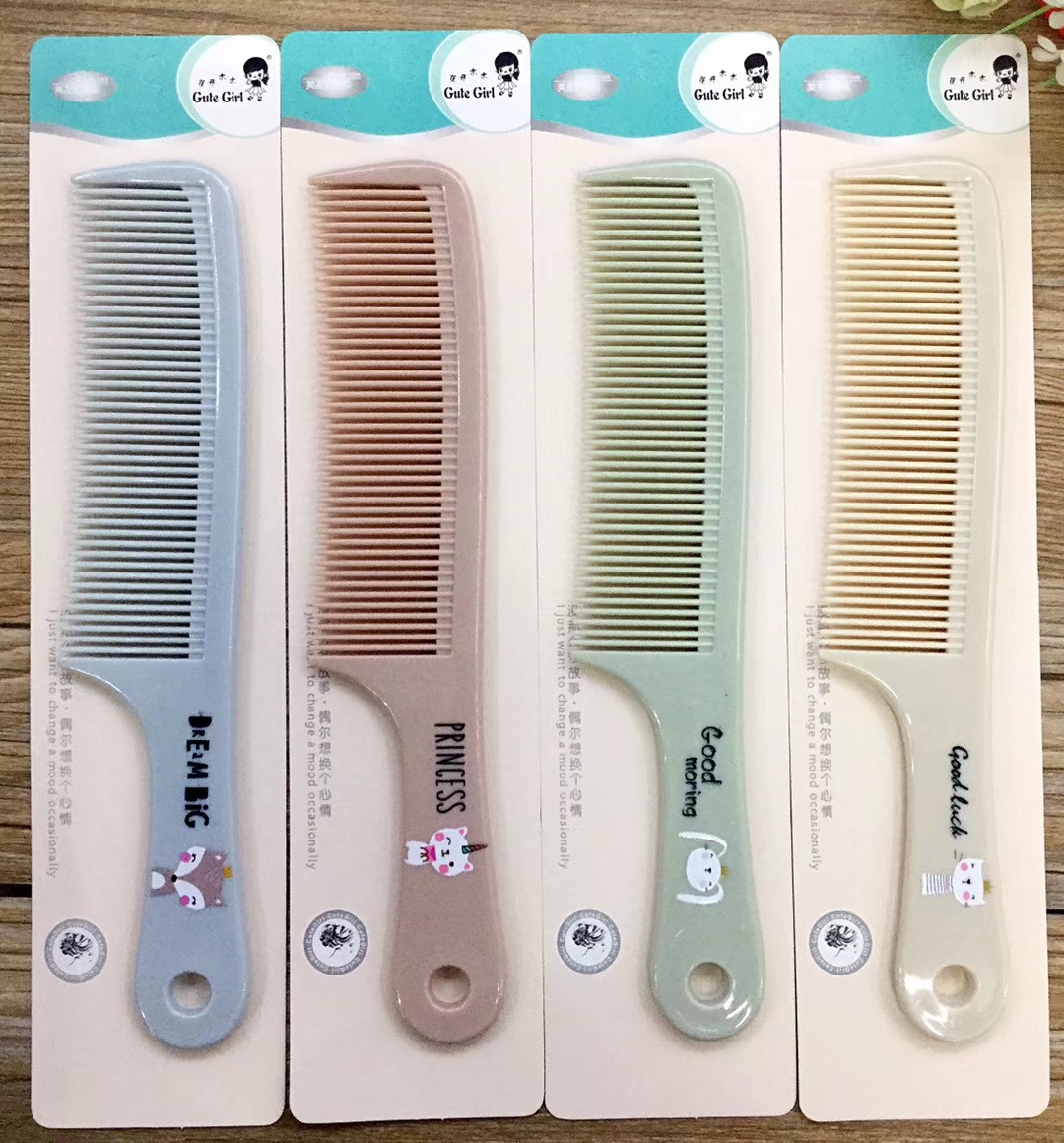 A cute cartoon pattern comb with a middle bag design Specification image