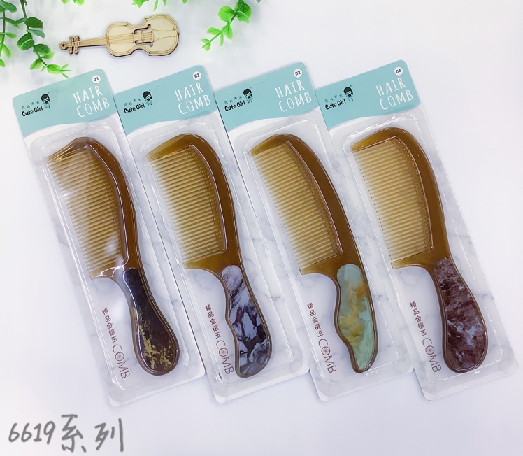Dark-shaped comb with a marble-patterned hairstyle
