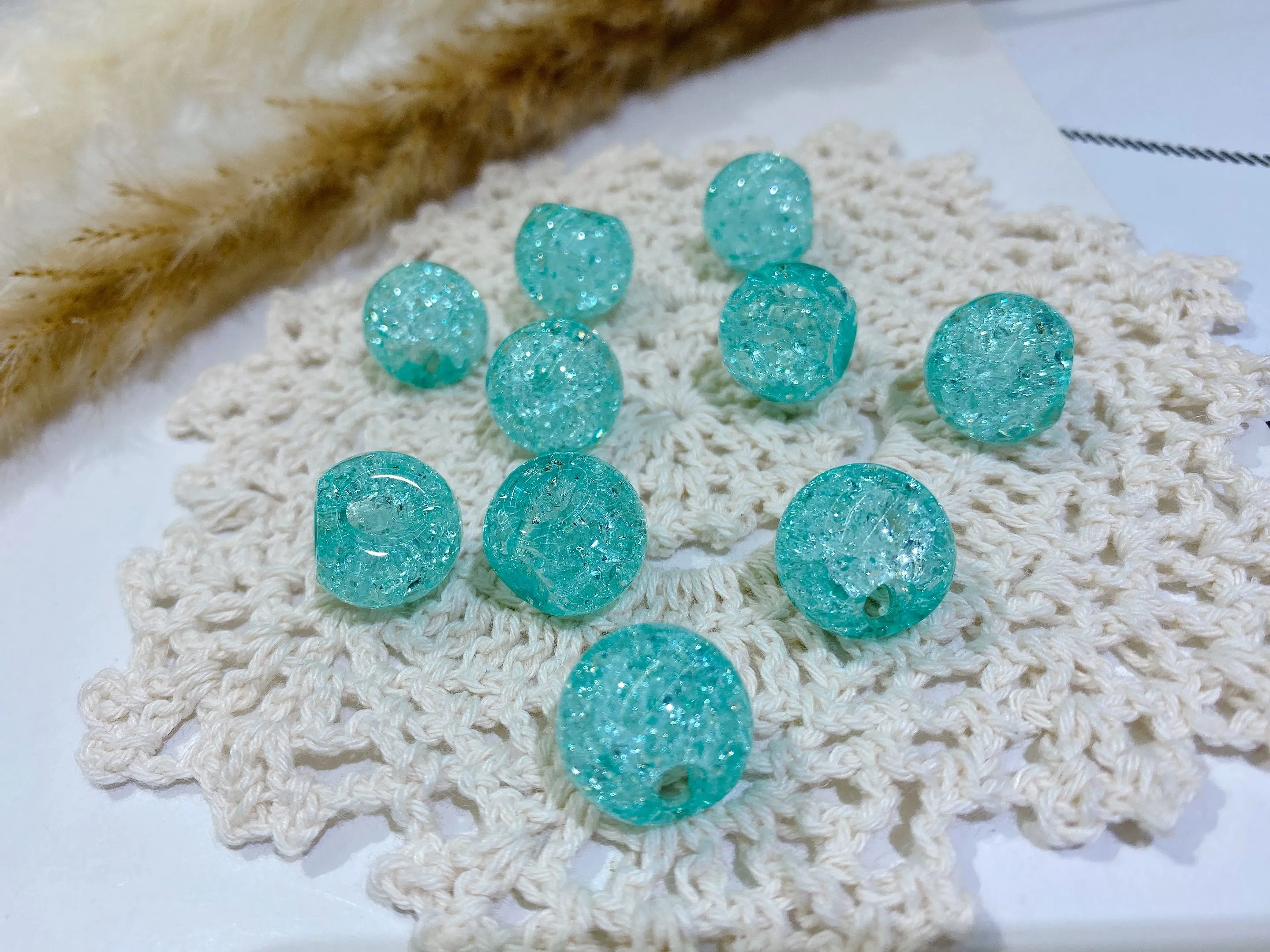 Acrylic perforated round ball floral headband accessory detail image 2