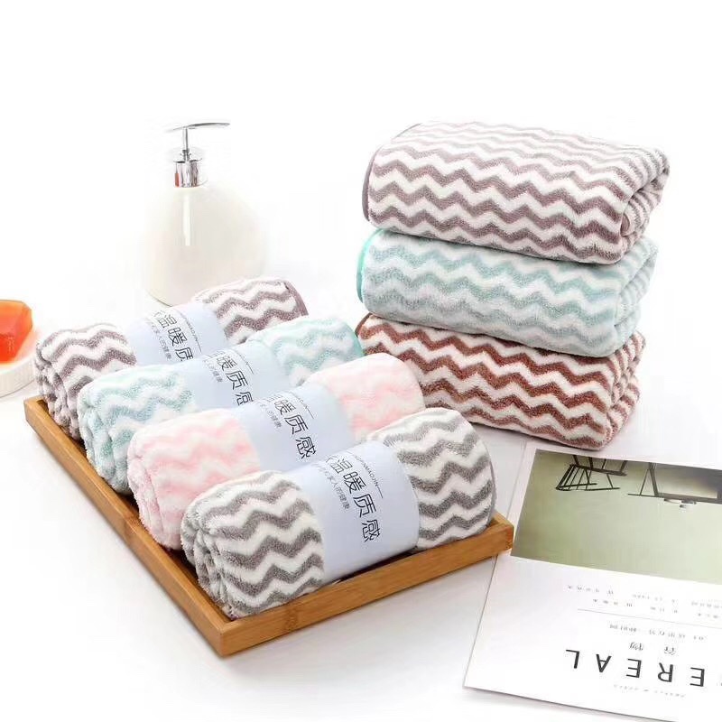 珊瑚绒水纹毛巾